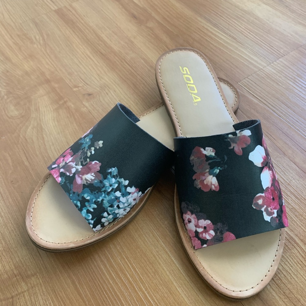 Shoes/sandals